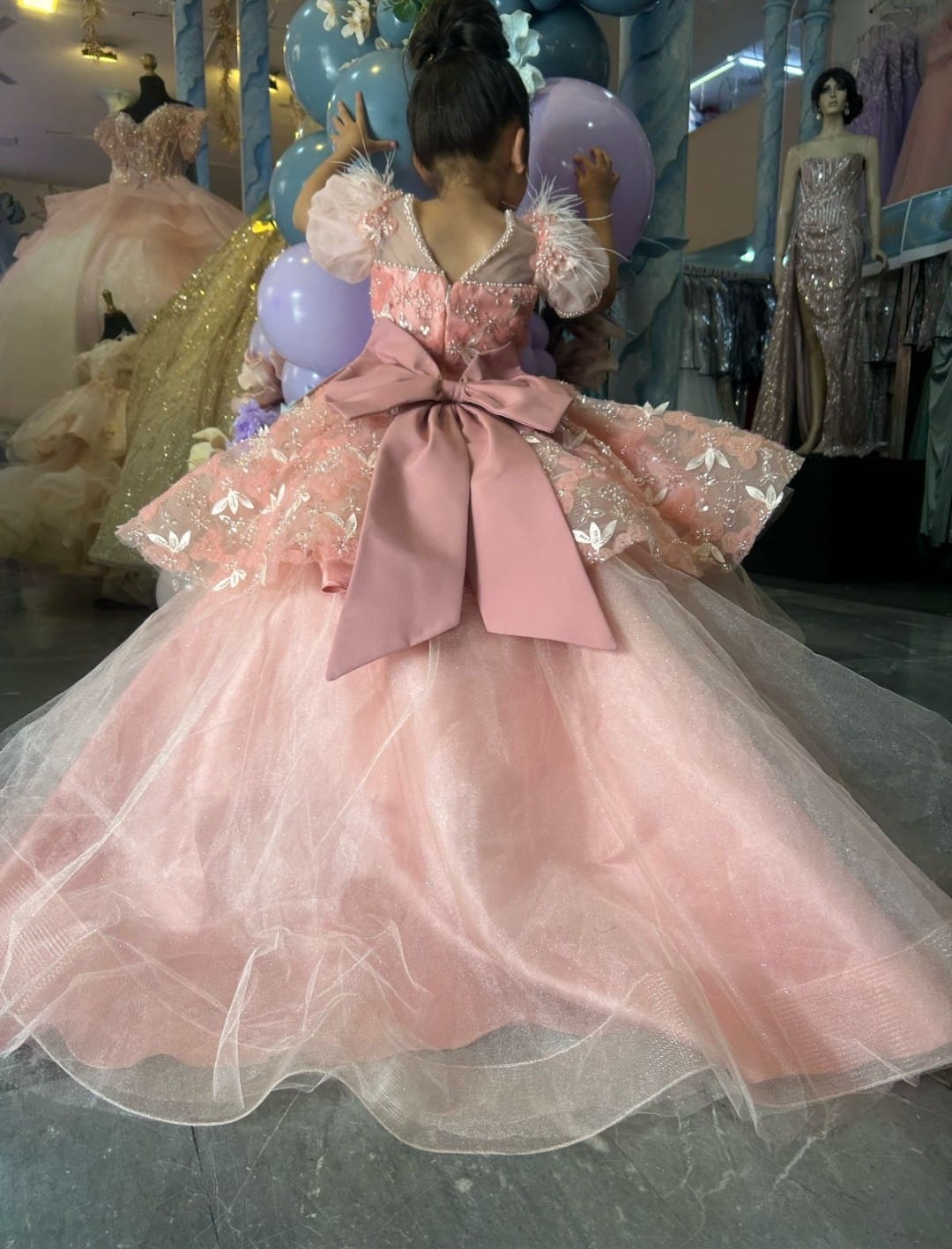 Vestido de Presentación - Elegancia Infantil Real, Mod: Casandra