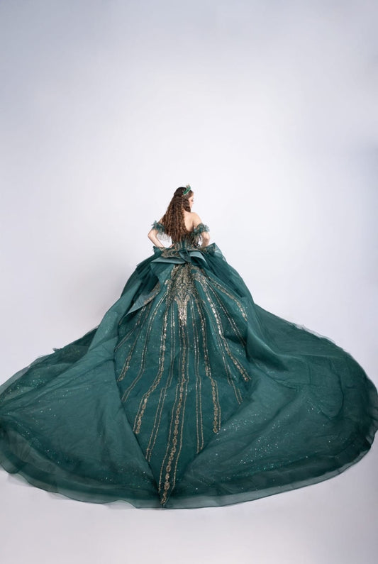 Majesty: El Vestido de tus Sueños – Alta Costura Exclusiva, Mod: FRN2069 Verde esmeralda