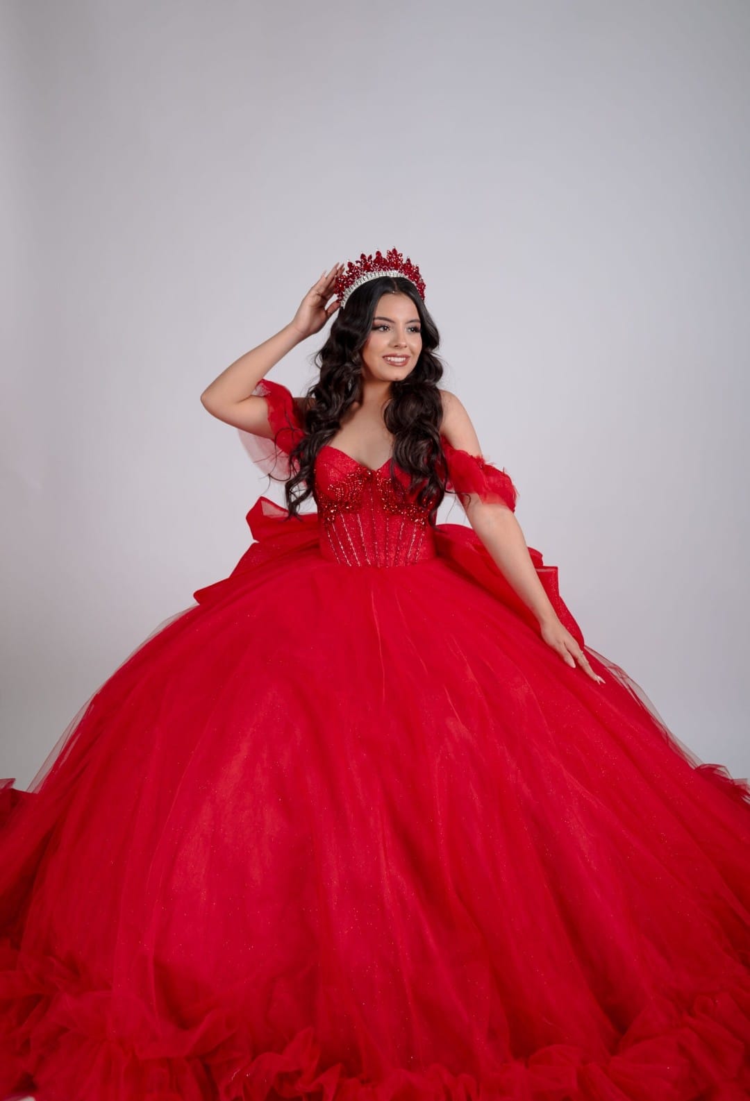 Vestido de Quinceañera "Princesa Real" con Pedrería Fina y Tul Color Rojo