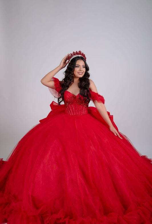 Vestido de Quinceañera "Princesa Real" con Pedrería Fina y Tul Color Rojo