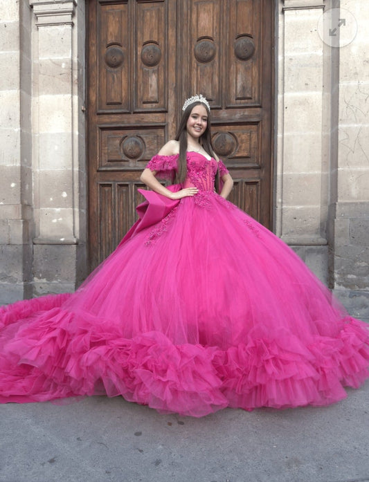 Vestido de Quinceañera "Princesa Real" con Pedrería Fina y Tul Color Rosa