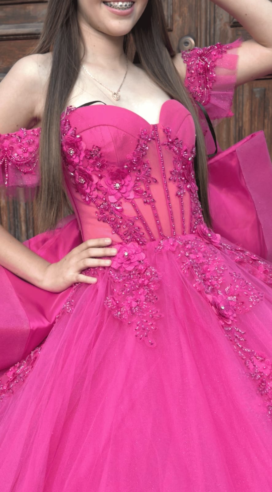 Vestido de Quinceañera "Princesa Real" con Pedrería Fina y Tul Color Rosa