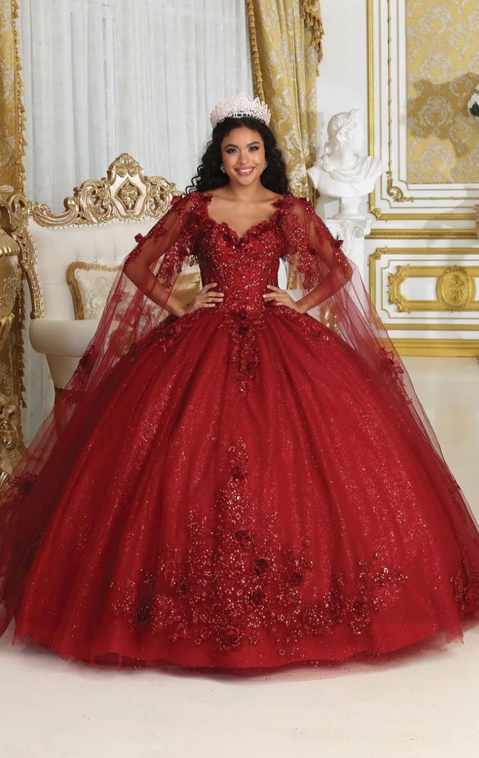Vestido de Quinceañera "Princesa Real" con Pedrería Fina y Tul. Mod: LK-214 Color burgandy