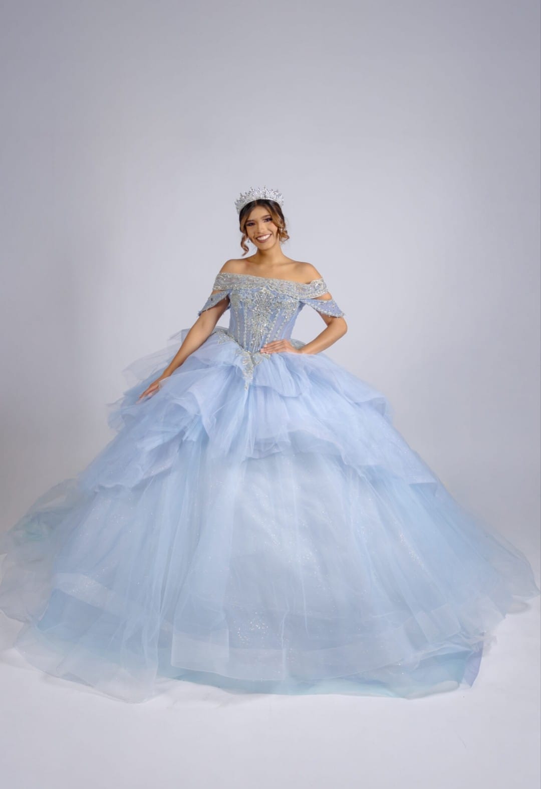 Majesty: El Vestido de tus Sueños – Alta Costura Exclusiva, Mod:  FRN2002 Azul cielo